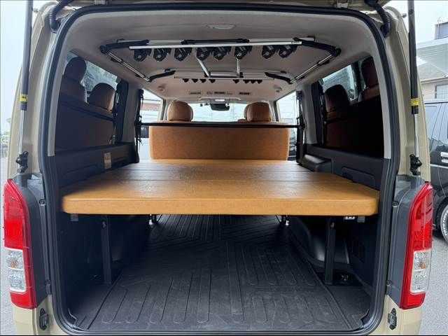 HIACE van 4WD