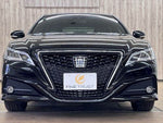 CROWN sedan hybrid