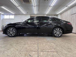 CROWN sedan hybrid