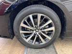 CROWN sedan hybrid