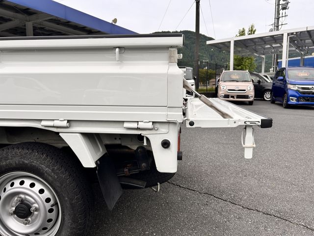 CARRY truck 4WD