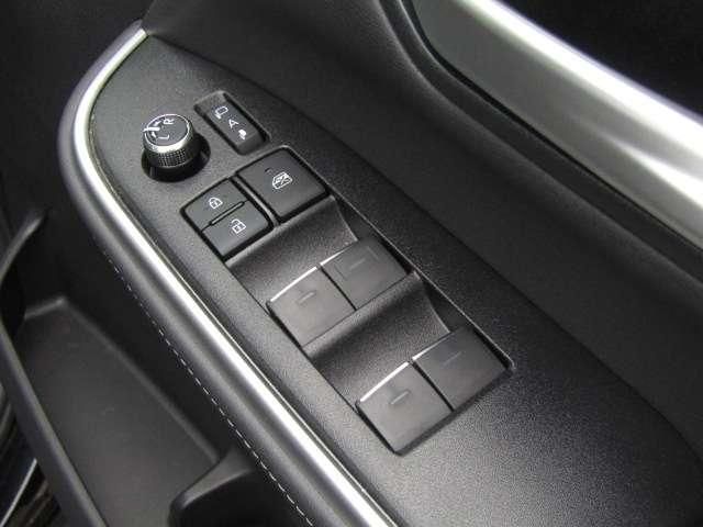 NOAH HYBRID 4WD