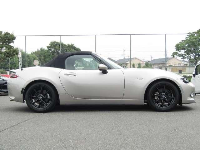ROADSTER