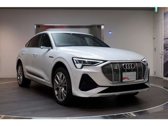 AUDI e-tron SPORTBACK