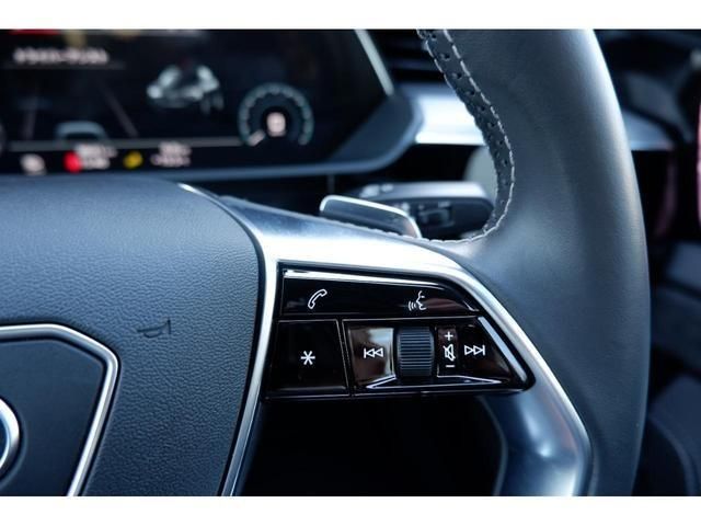 AUDI e-tron SPORTBACK