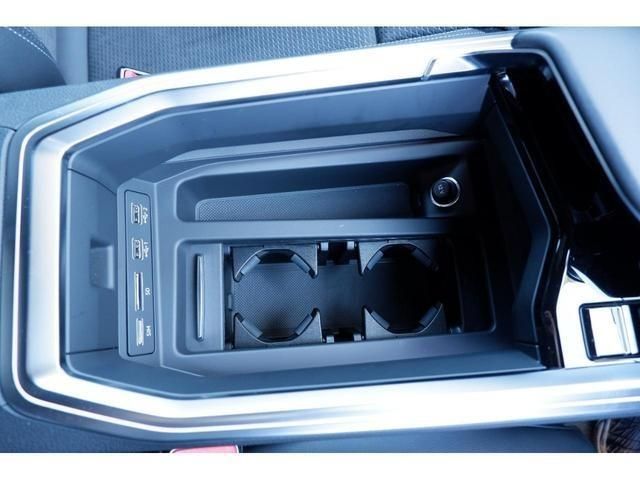 AUDI e-tron SPORTBACK