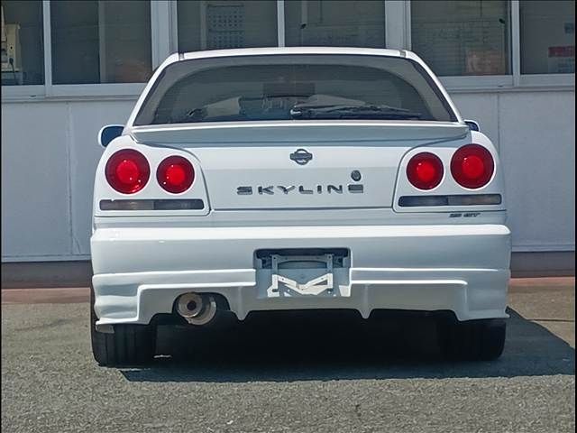 SKYLINE