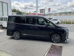 VOXY HYBRID 4WD