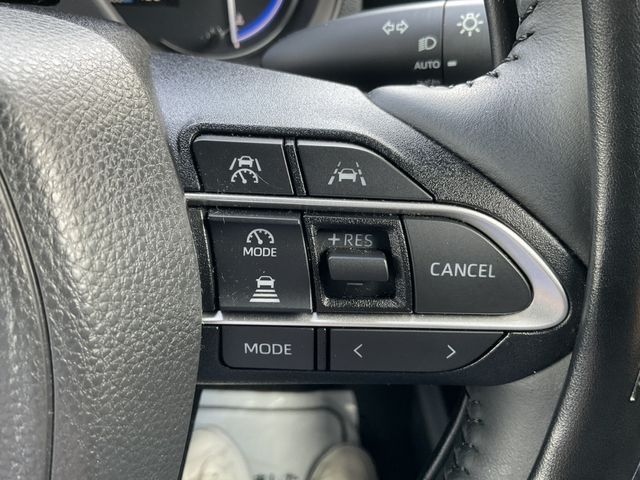 VOXY HYBRID 4WD