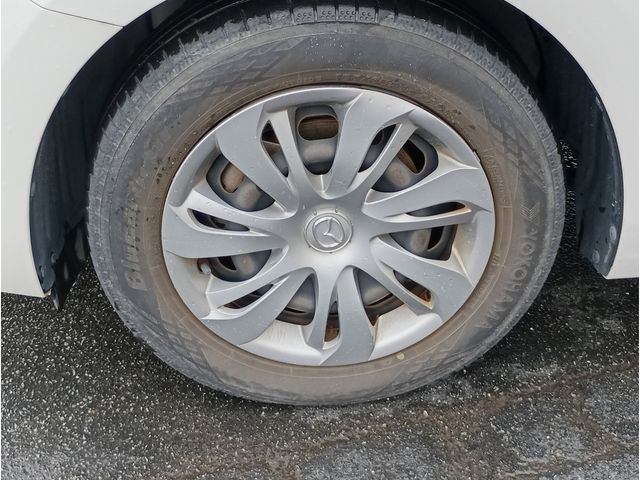 MAZDA2