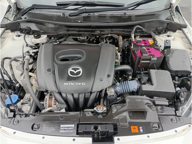 MAZDA2