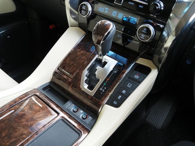 ALPHARD hybrid 4WD
