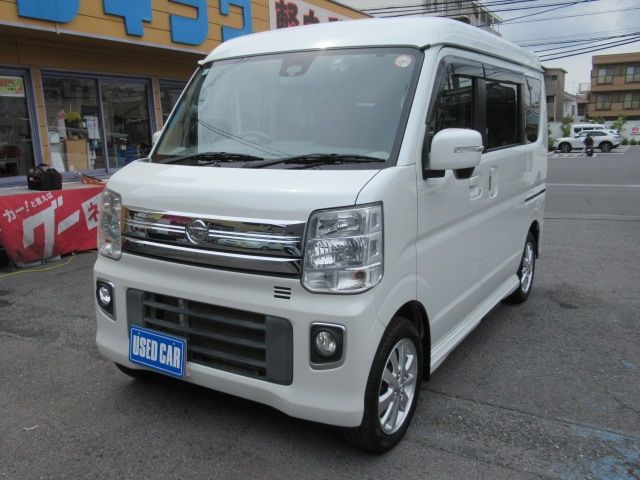 NV100 CLIPPER RIO 4WD