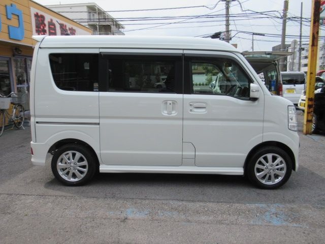 NV100 CLIPPER RIO 4WD