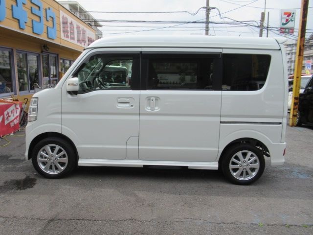 NV100 CLIPPER RIO 4WD