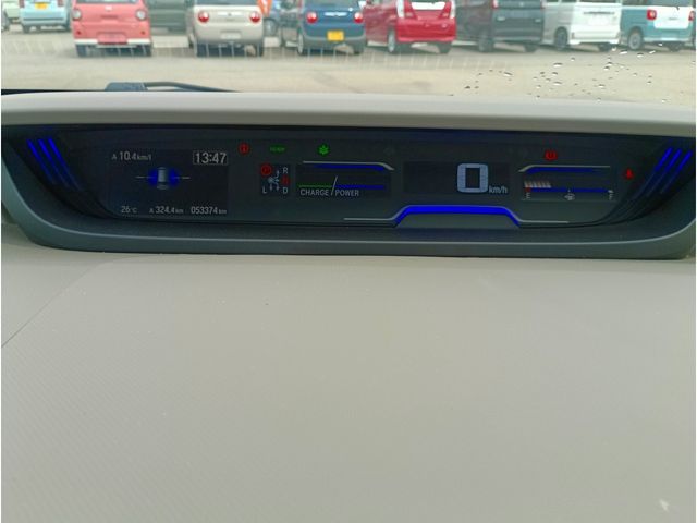 FREED plus HYBRID 4WD