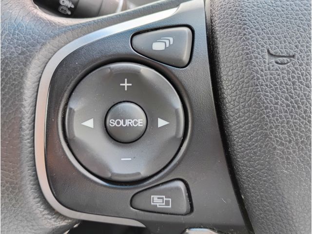 FREED plus HYBRID 4WD