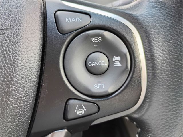 FREED plus HYBRID 4WD
