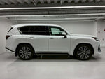 LEXUS LX600