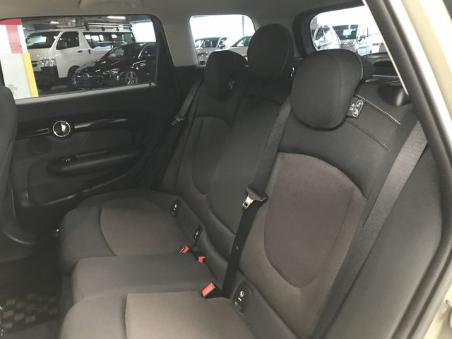 MINI COOPER CLUBMAN