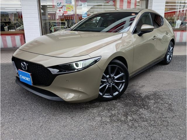 MAZDA3 FASTBACK