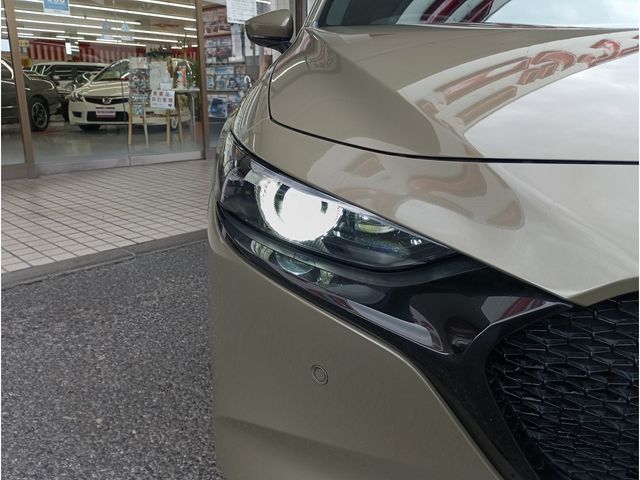 MAZDA3 FASTBACK