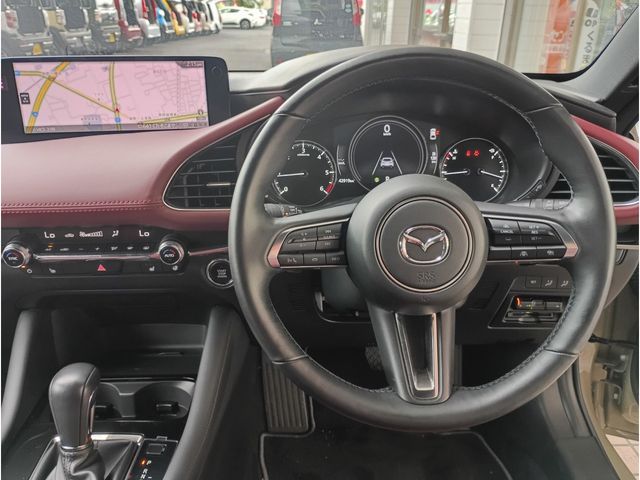 MAZDA3 FASTBACK