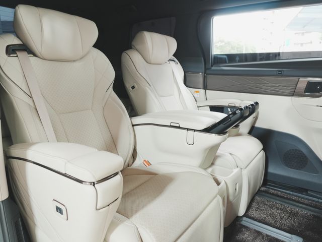 ALPHARD hybrid