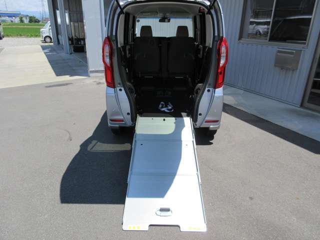 N BOX 4WD