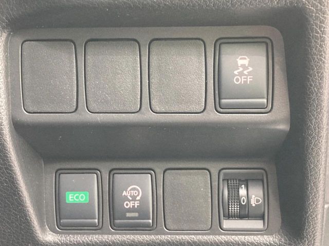 X-TRAIL 2WD