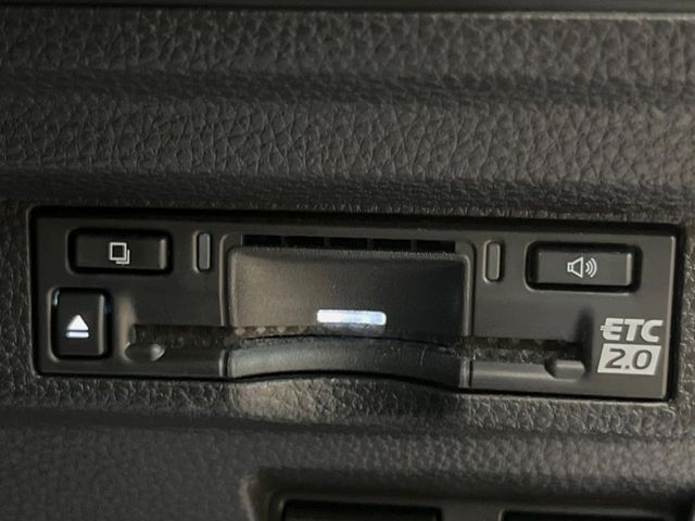 COROLLA CROSS HYBRID