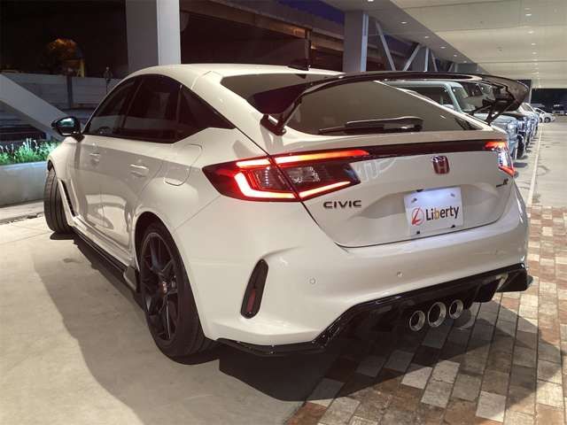CIVIC hatchback