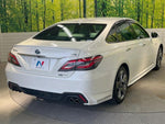 CROWN sedan hybrid 4WD