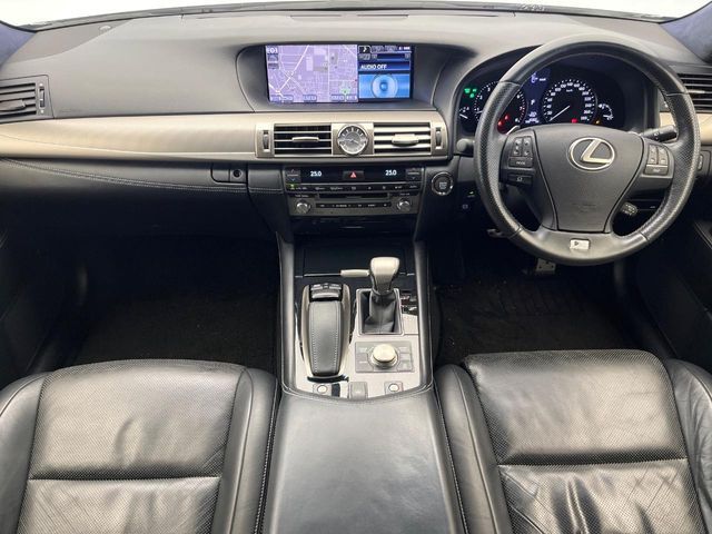 LEXUS LS460