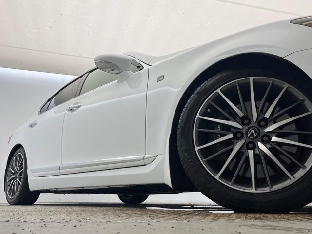 LEXUS LS460