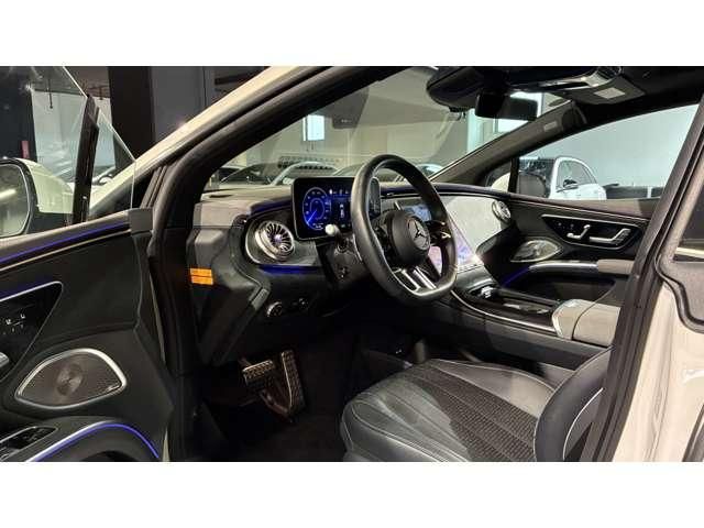 MERCEDES BENZ EQS