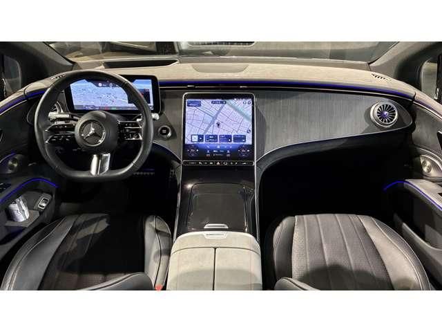 MERCEDES BENZ EQS