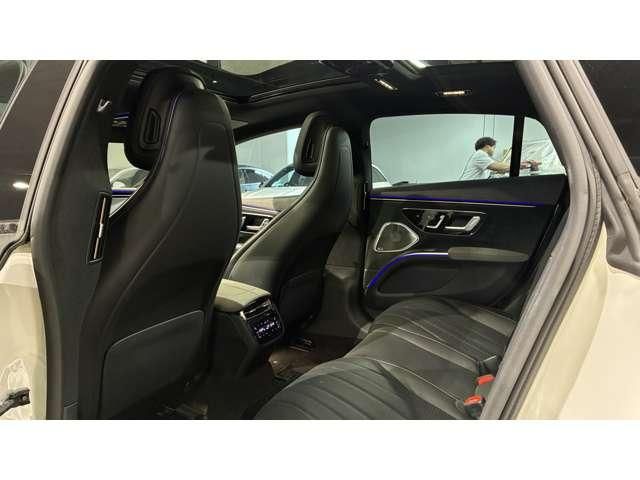 MERCEDES BENZ EQS