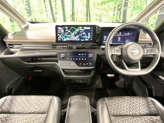 SERENA  WG 4WD
