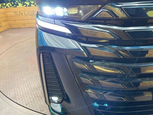 VELLFIRE  HYBRID