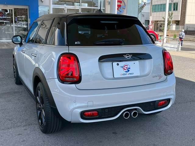 MINI COOPER SD 5DOOR