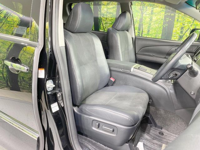 ESTIMA HYBRID 4WD