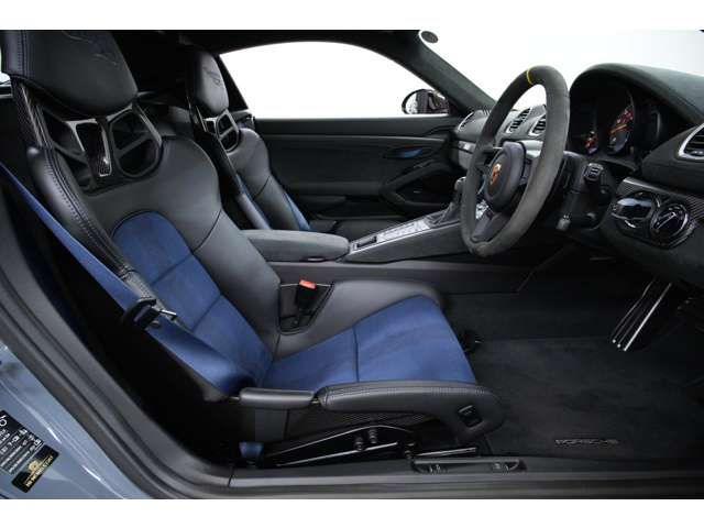 PORSCHE 718CAYMAN