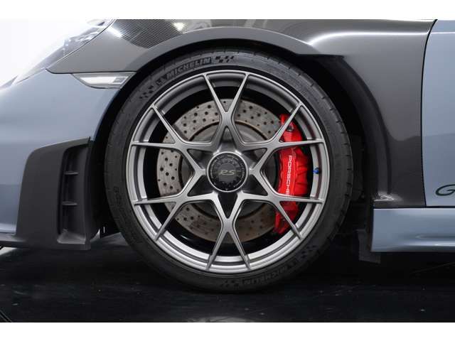 PORSCHE 718CAYMAN