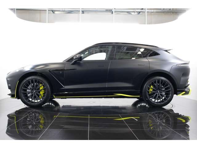 ASTON MARTIN SUV