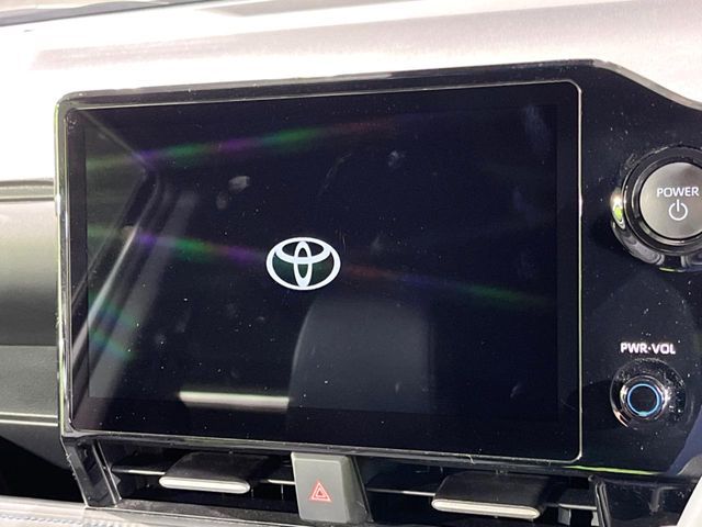 VOXY HYBRID