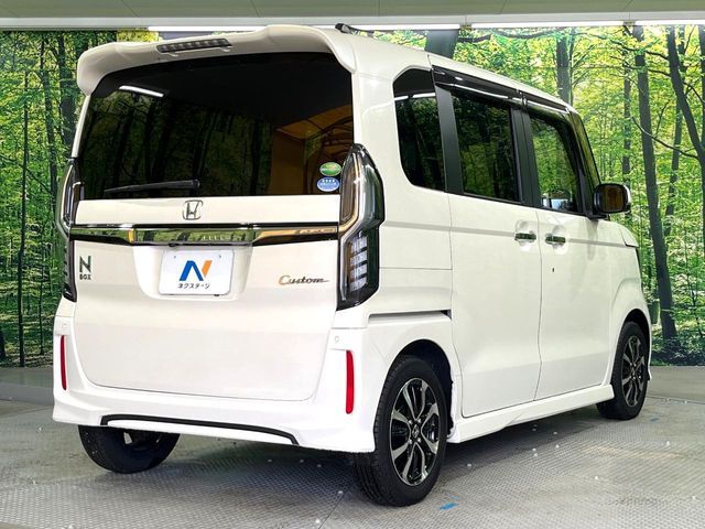 N BOX CUSTOM