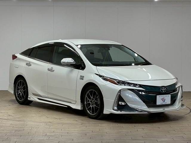 PRIUS PHV