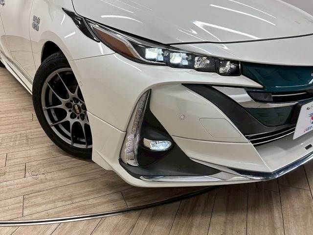 PRIUS PHV