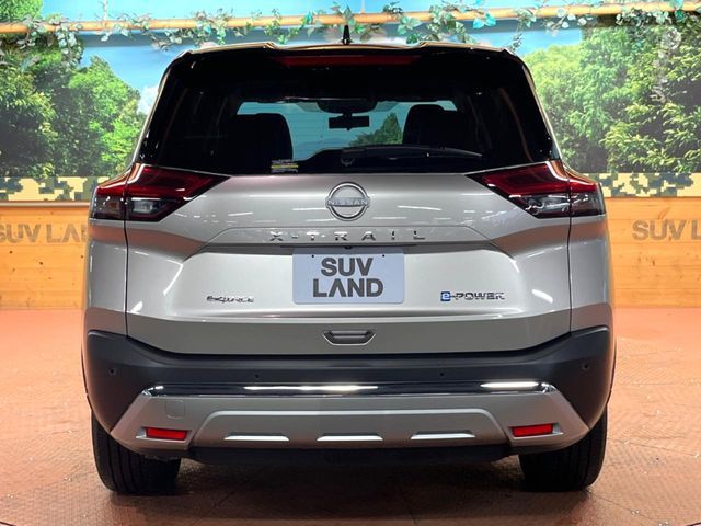 X-TRAIL HYBRID 4WD